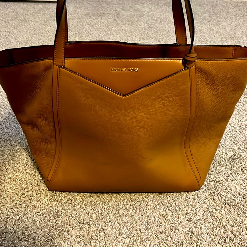 Michael kors purse